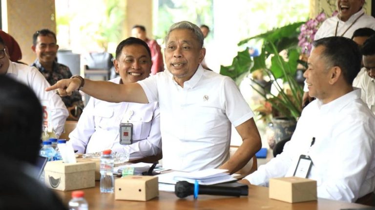 Wamensos Cek Pembangunan Sekolah Rakyat Probolinggo-Polewali Mandar