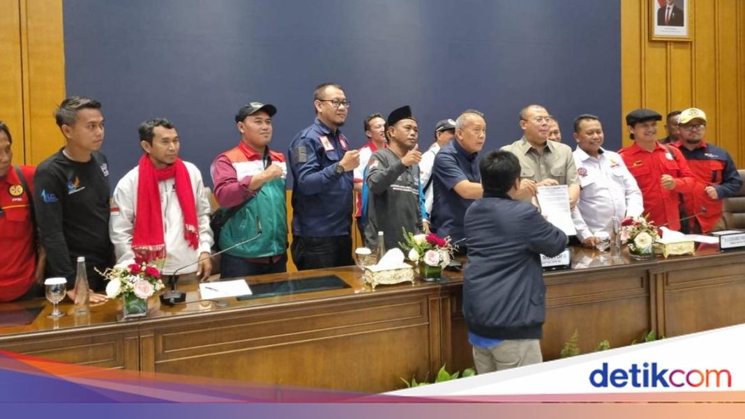 37 Perwakilan Buruh Temui Pimpinan DPR, Bahas Isu Ketenagakerjaan