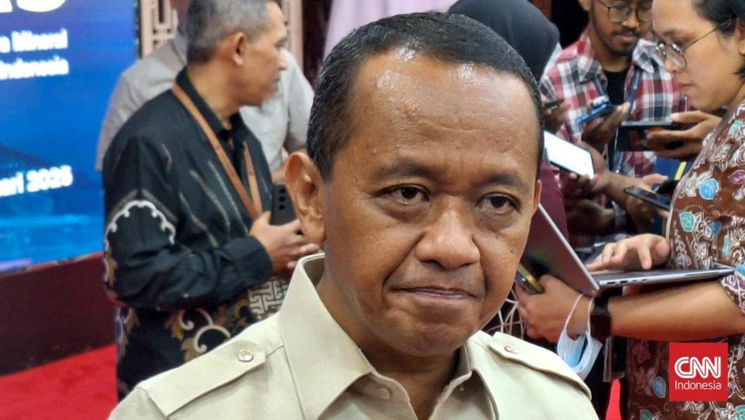 Bahlil Bakal Tambah Target Pasang Baru Listrik Jadi 500 Ribu Rumah