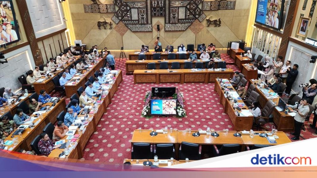 Semua Wali Murid Sekolah Negeri Harus Sepakat Terima atau Tolak MBG