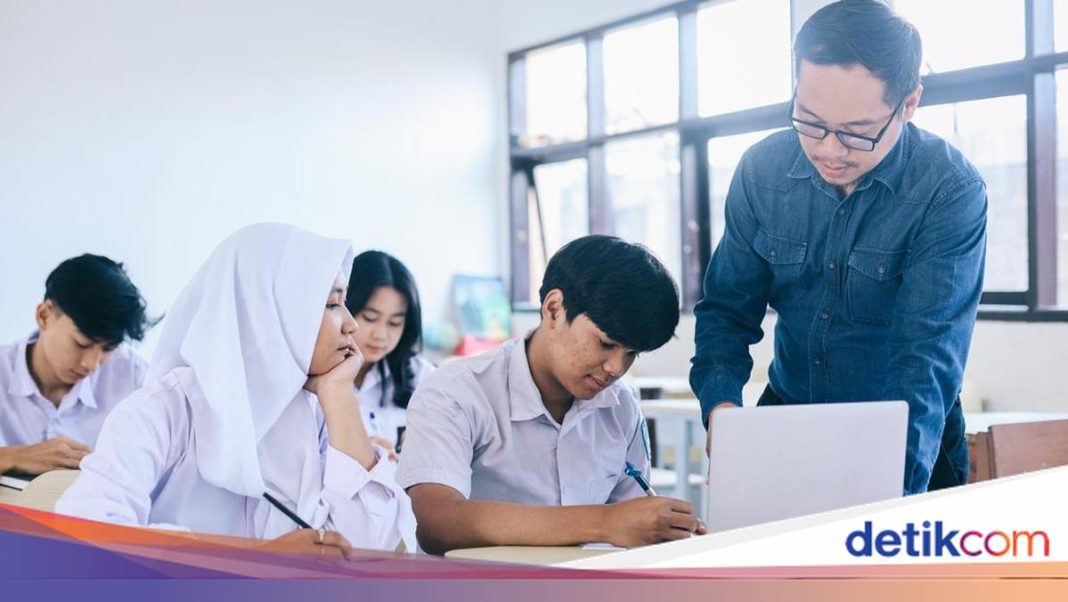 SMA-SMK di Banten Berlakukan PJJ 3 Hari Buntut Erupsi Anak Krakatau