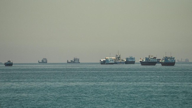 Iran Janji Buka Lagi Selat Hormuz dalam 7 Hari, dengan Syarat… – Publik Pos Update