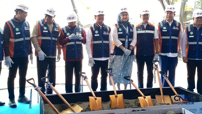 Trenggono Groundbreaking Proyek PPN Pasar Ikan Internasional Rp1,27 T