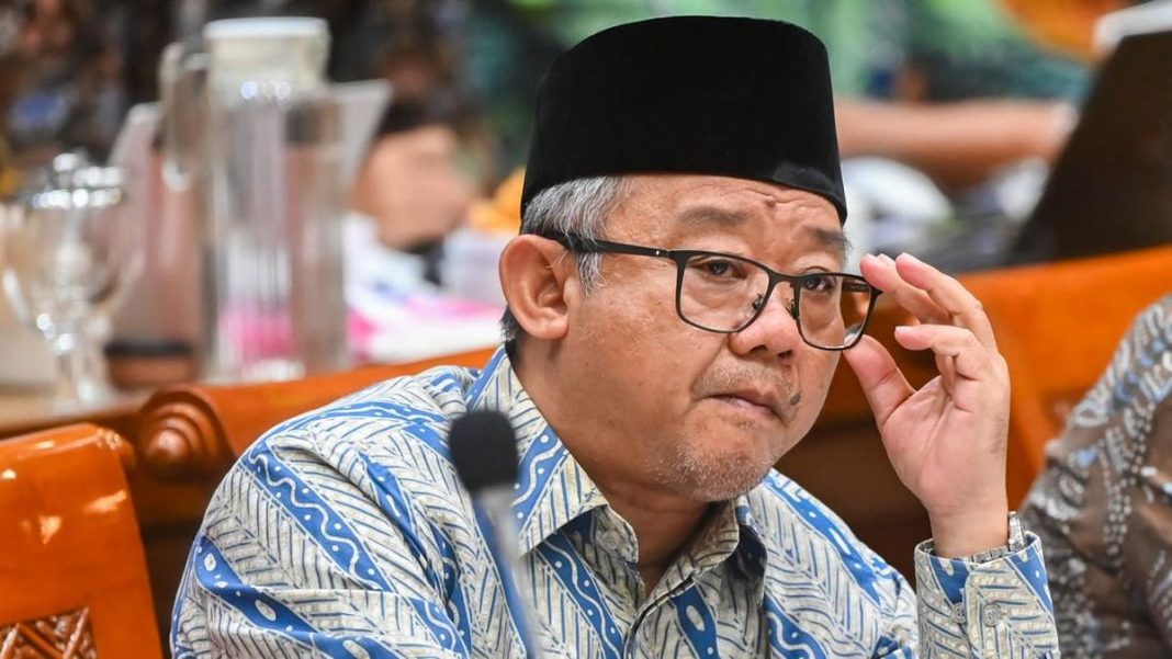 Abdul Mu’ti Klarifikasi Soal SD Dapat Smart Board Tapi Tak Ada Listrik