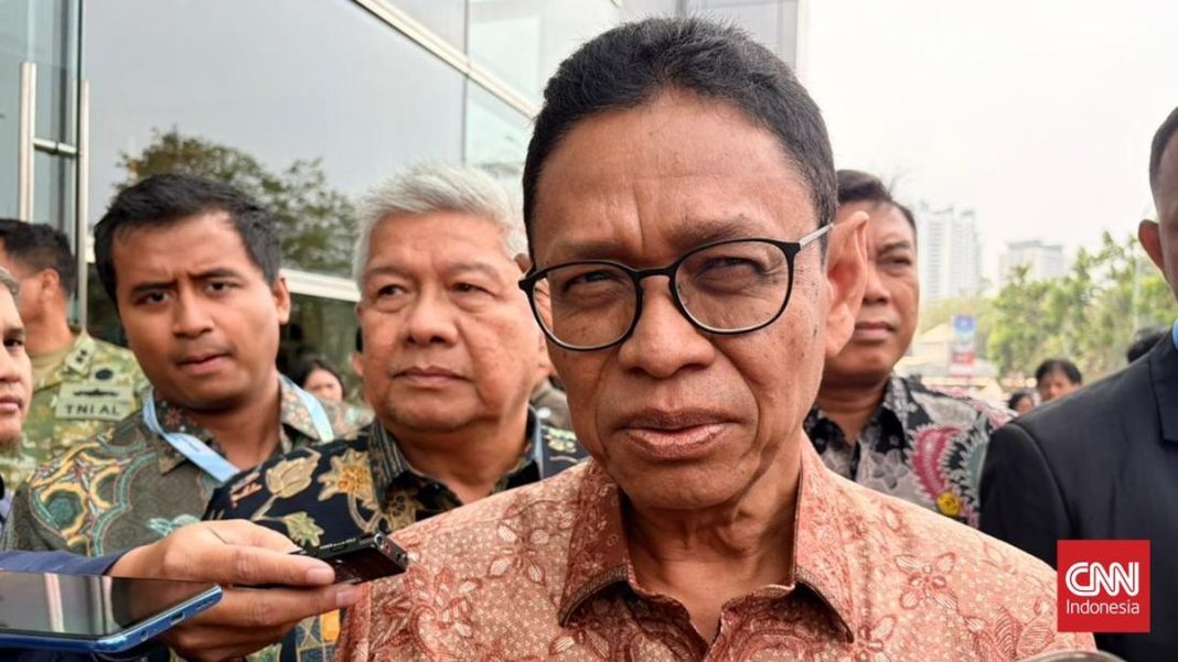 Kapal Tongkang Tersangkut di Kapuas, ESDM: Air Surut, Bukan Produksi