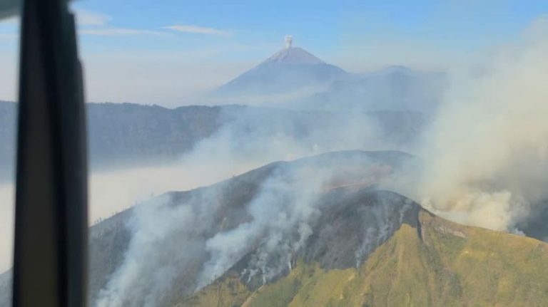 Akses Wisata Bromo Kembali Dibatasi Imbas Kebakaran Lahan