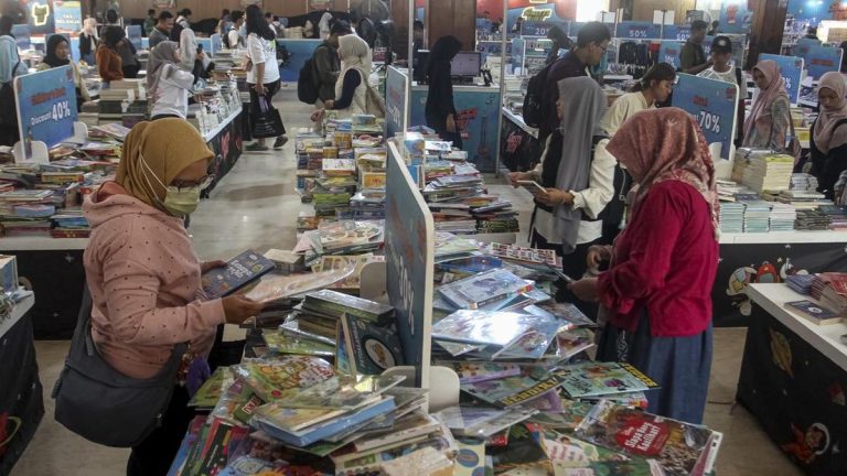 FOTO: Festival Literasi Menjamur, Kenapa Skor Baca RI Cuma 54,80?