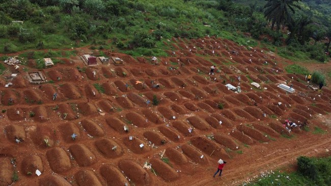 Negara ini Dilanda Wabah Ebola Terbesar, Korban Tewas Tembus 4.000 – Publik Pos Update