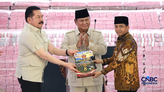 Prabowo Cerita Ada yang Coba Menyogok Dirinya – Publik Pos Update