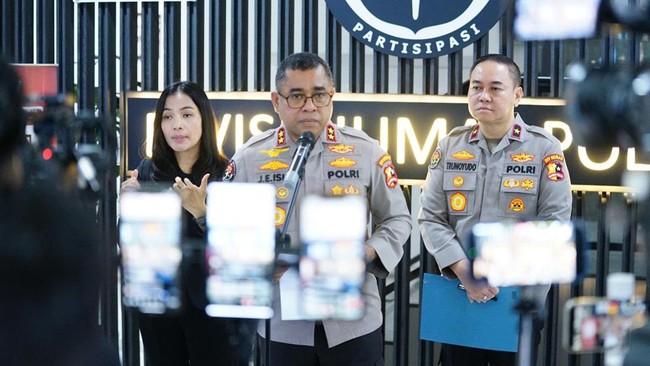 Kapolri Suyudi Mutasi 88 Pati dan Pamen, 19 Kapolda Berganti