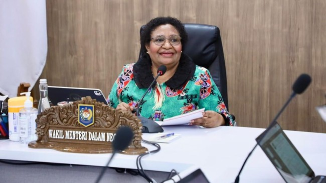 Wamendagri Pastikan Dana Otsus Papua Dimanfaatkan untuk Masyarakat – Publik Pos Update