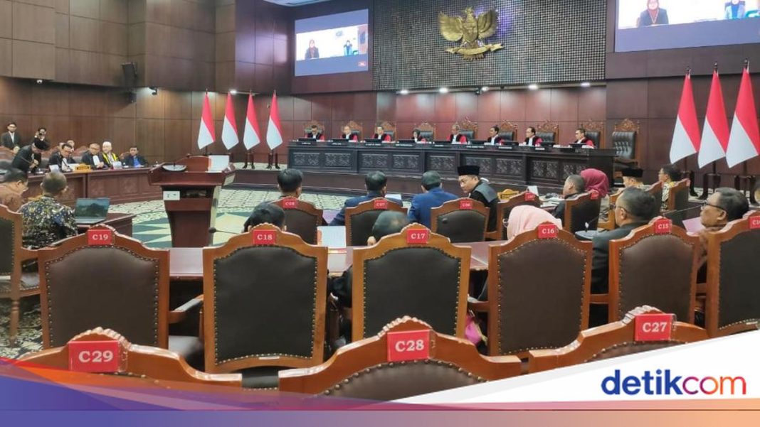 Usir Ahli Relawan Gibran Berujung 2 Hakim Diadukan ke MKMK