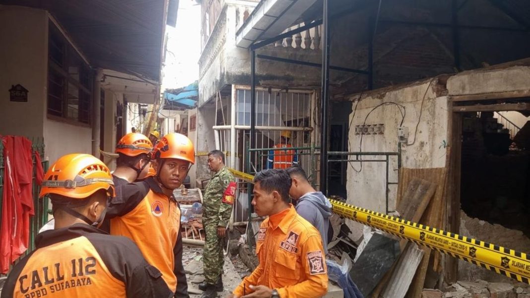 Ledakan Diduga Tabung Gas di Surabaya, Belasan Rumah Hancur