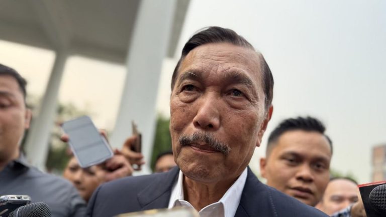 Luhut Klarifikasi Ucapan Kerugian Negara Dihapus dari Kategori Korupsi