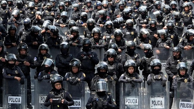 Demo Besar-Besaran Meletus, Warga Sudah Muak Krisis Makin Parah – Publik Pos Update