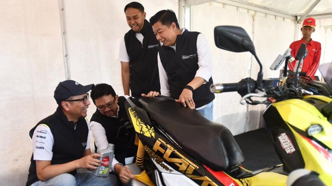 Pertamina Lepas 120 Anggota Komunitas Touring ke Sirkuit Mandalika