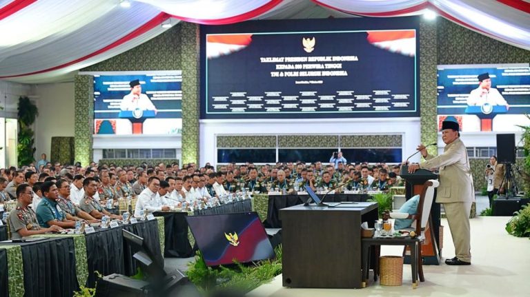Panglima TNI Ungkap Arahan Prabowo ke Ratusan Jenderal di Istana