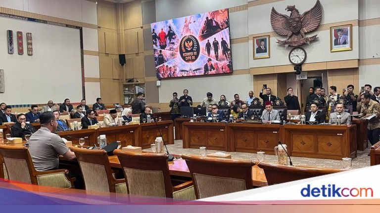 DPR Terima Surpres Pergantian Kapolri, Komisi III Uji Kelayakan Komjen Suyudi