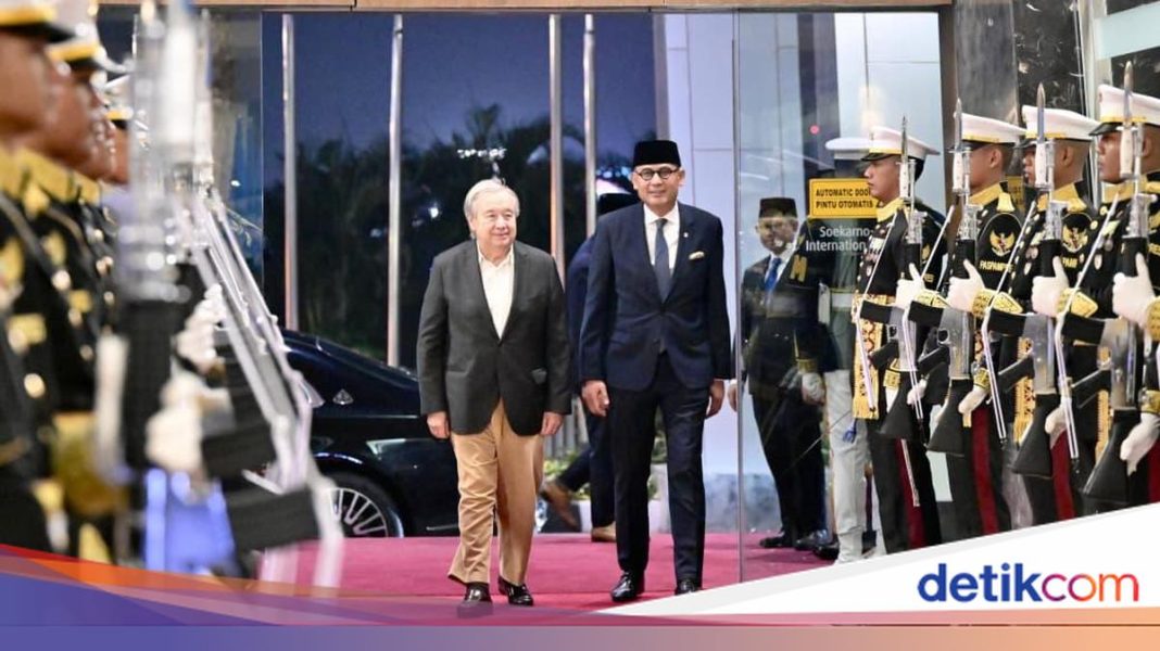 Menlu Sambut Kedatangan Sekjen PBB di RI, Bakal Bertemu Presiden Prabowo