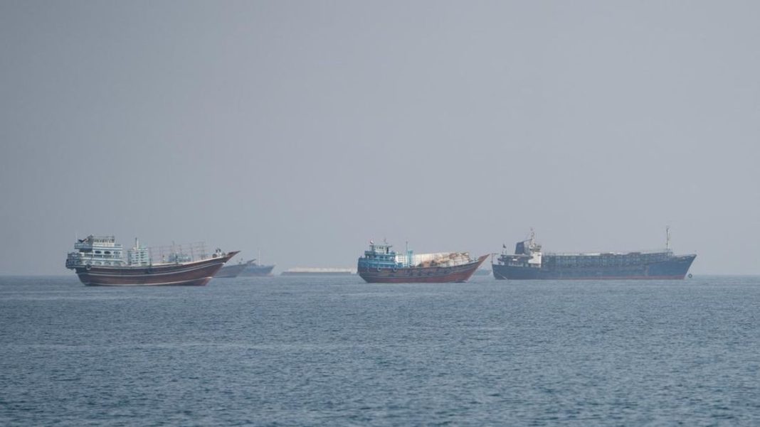 Selat Hormuz Sudah Terbuka, Kenapa Harga BBM Masih Mahal?