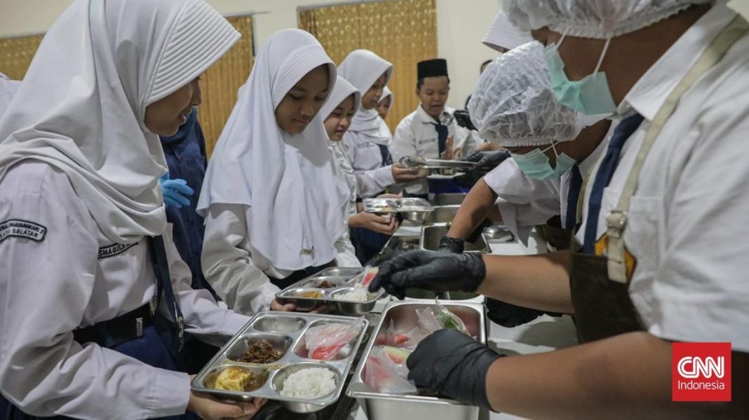 Uji Coba MBG Prasmanan di Mataram, Ini Hasilnya