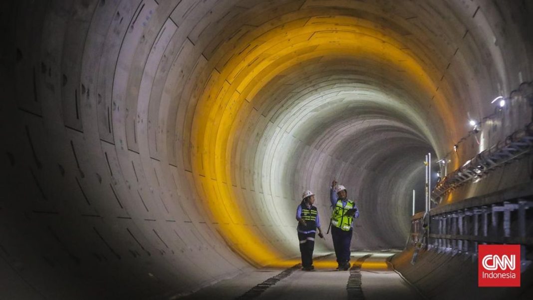 FOTO: Stasiun Monas MRT Menyongsong Wajah Baru Mobilitas Ibu Kota