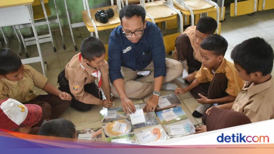 TEP Undip Beri Edukasi Kesehatan Lingkungan ke Siswa Tempirai Selatan