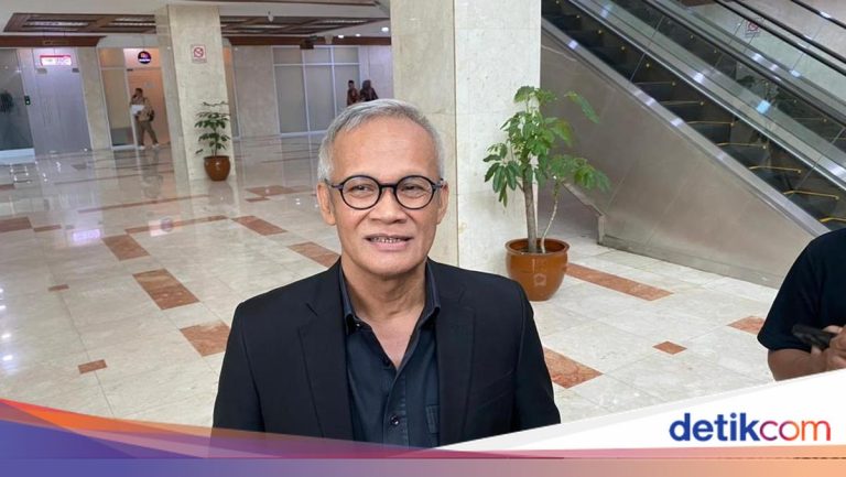Panja RUU Pemilu Bahas E-Accounting, Nyoblos di Bilik tapi Hitung Elektronik